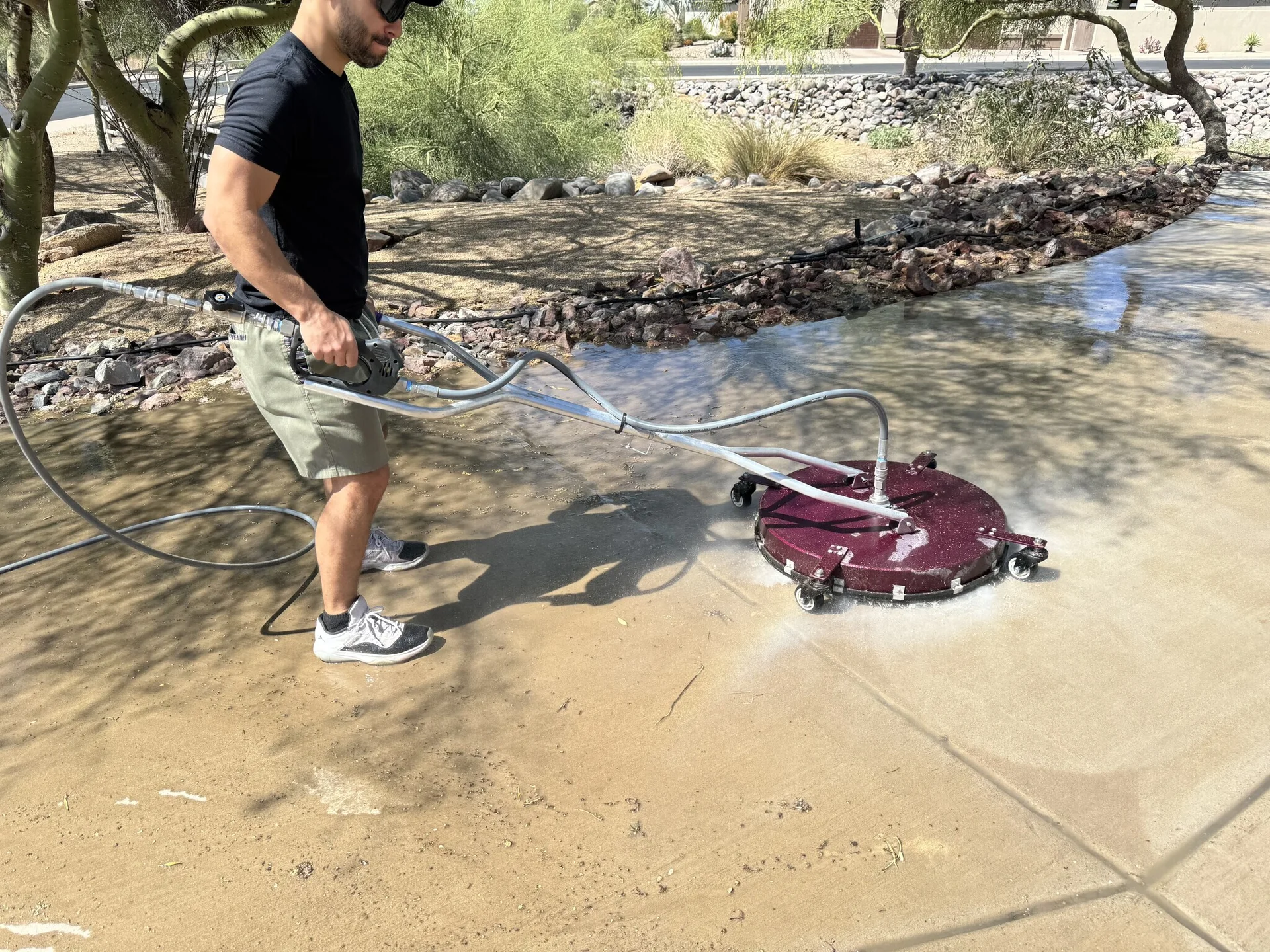 Commercial exterior cleaning
